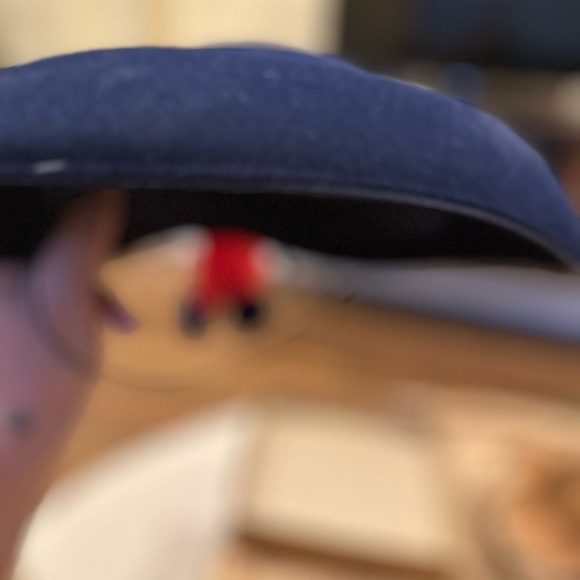 Vintage York Merrimac Navy soft wool hat with red ribbon - Picture 4 of 4